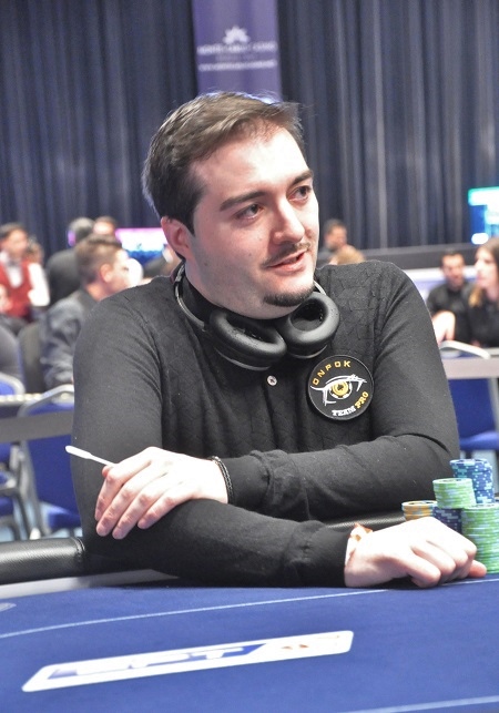 Poker qqn